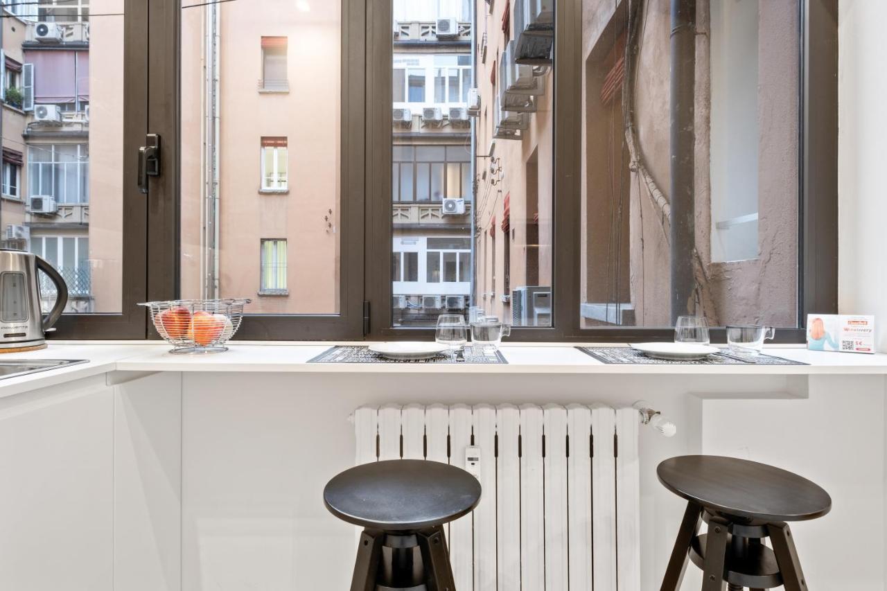 Piazza Maggiore White Apartment Bologna Exteriör bild